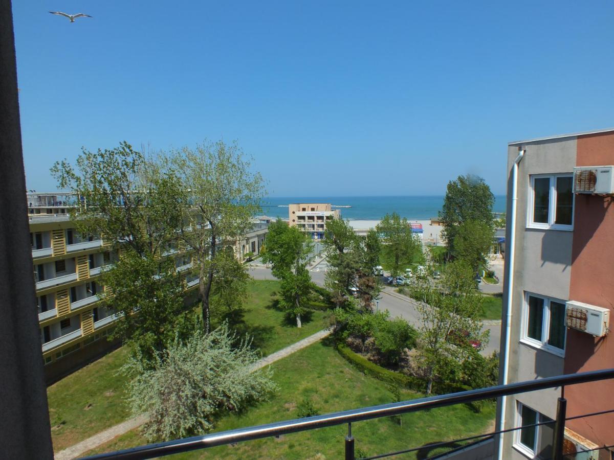 Seaside Piano Bar Apartament مامايا المظهر الخارجي الصورة