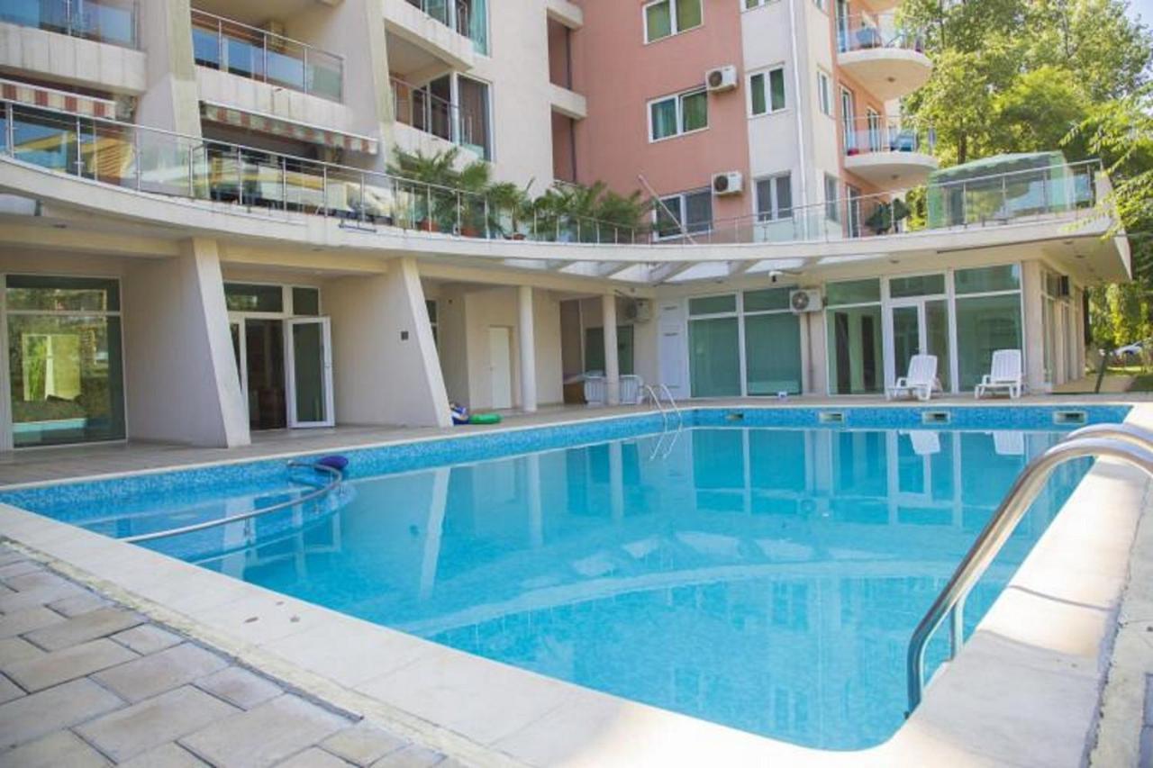 Seaside Piano Bar Apartament مامايا المظهر الخارجي الصورة