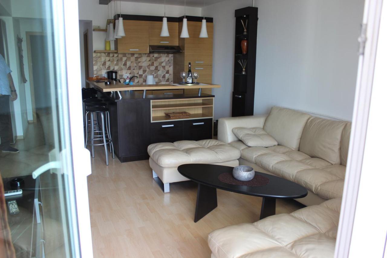 Seaside Piano Bar Apartament مامايا المظهر الخارجي الصورة