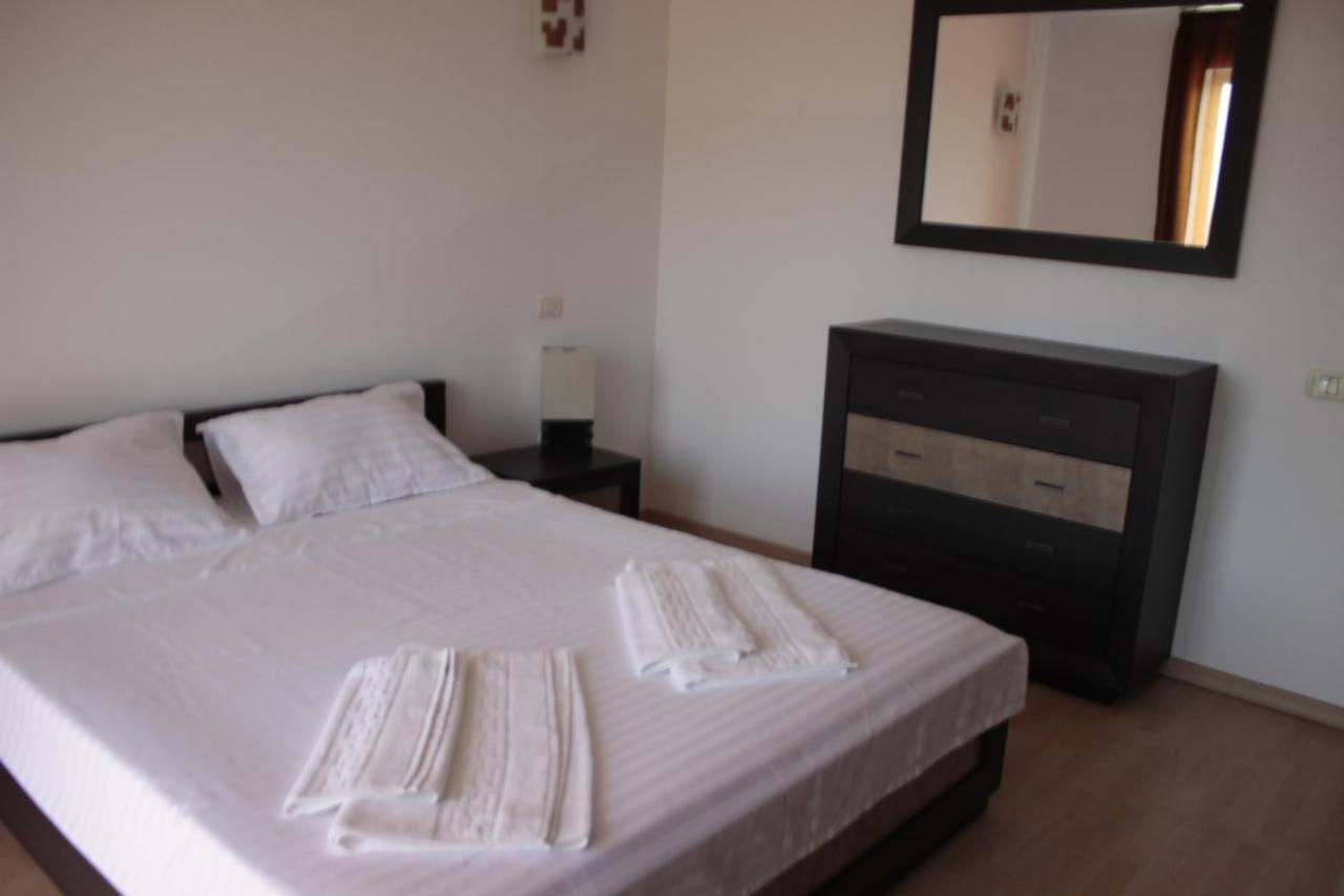 Seaside Piano Bar Apartament مامايا المظهر الخارجي الصورة
