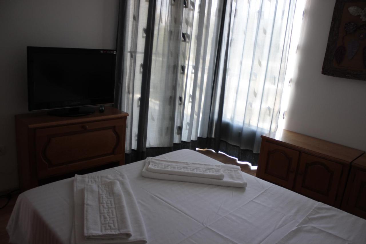 Seaside Piano Bar Apartament مامايا المظهر الخارجي الصورة
